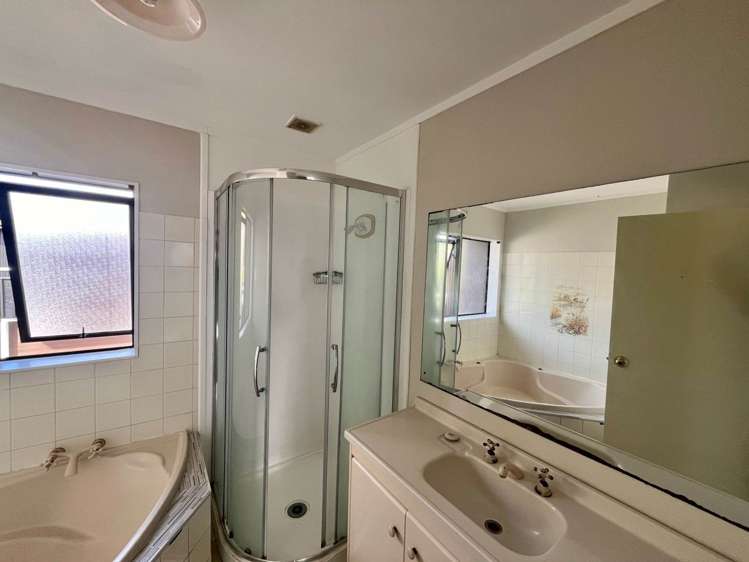 2/11 Ngatiawa Street One Tree Hill_6