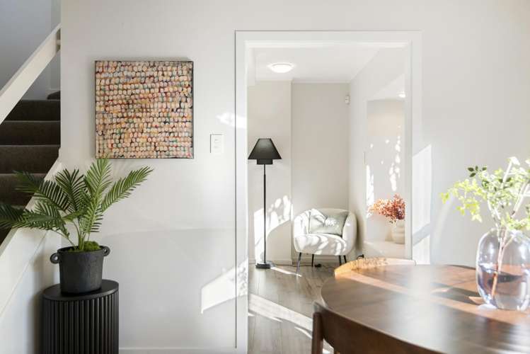 2/5 Stanley Ave Milford_6