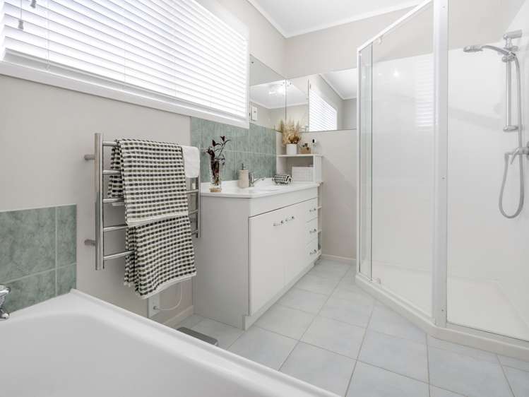 22 Jandell Crescent Bucklands Beach_18