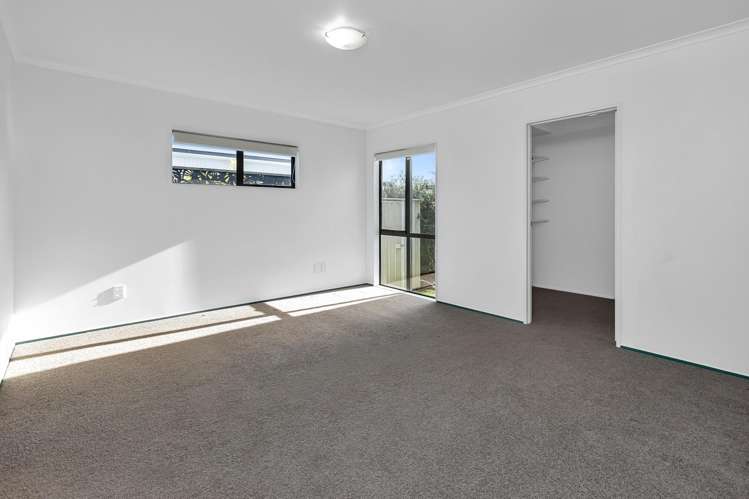 7 Endeavour Place One Tree Point_12