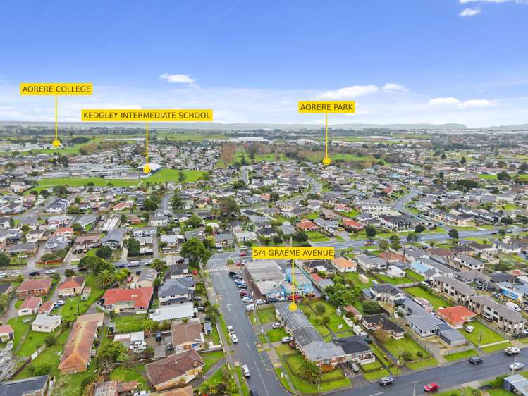 5/4 Graeme Avenue Mangere East_12