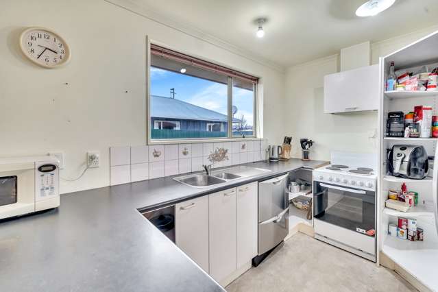 178a Breezes Road Aranui_1