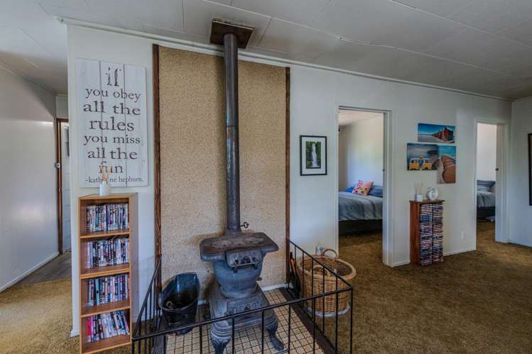 18 Ocean Grove Pounawea_3