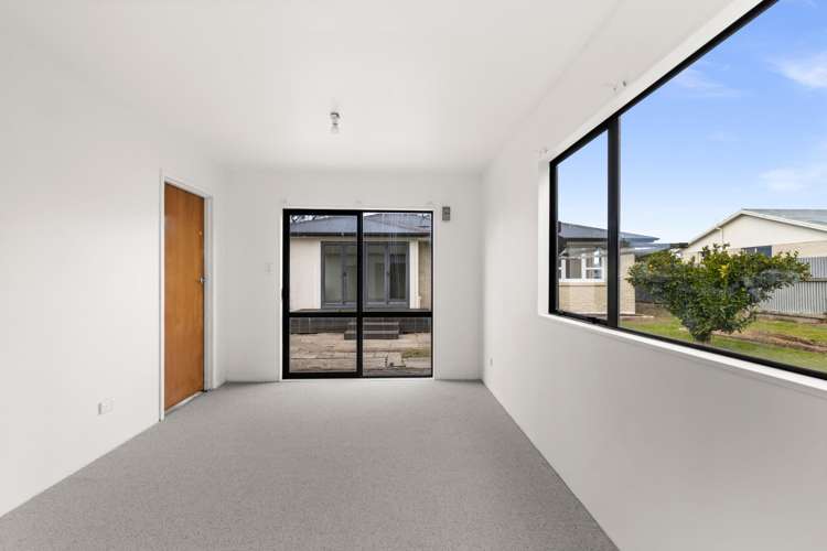 84 Chatham Road Flaxmere_12