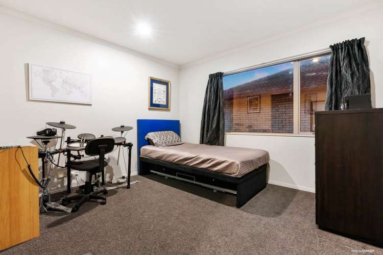 11 Plantation Avenue Flat Bush_18