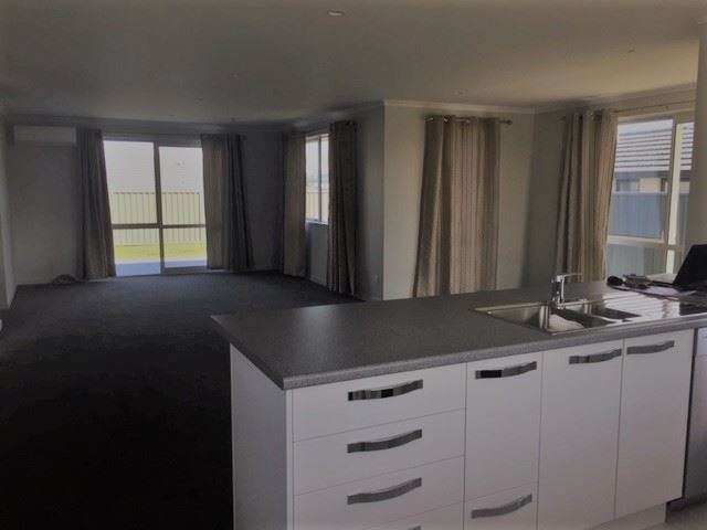 6 Shea Lane Pyes Pa_4