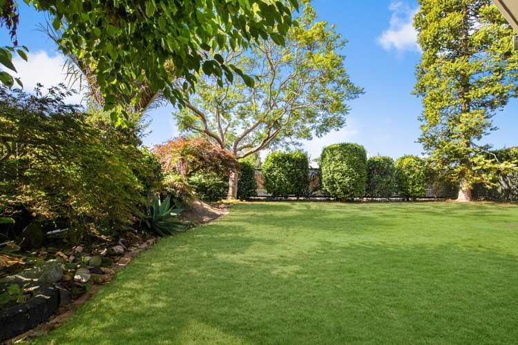 4 Hadley Wood Drive Wattle Downs_12