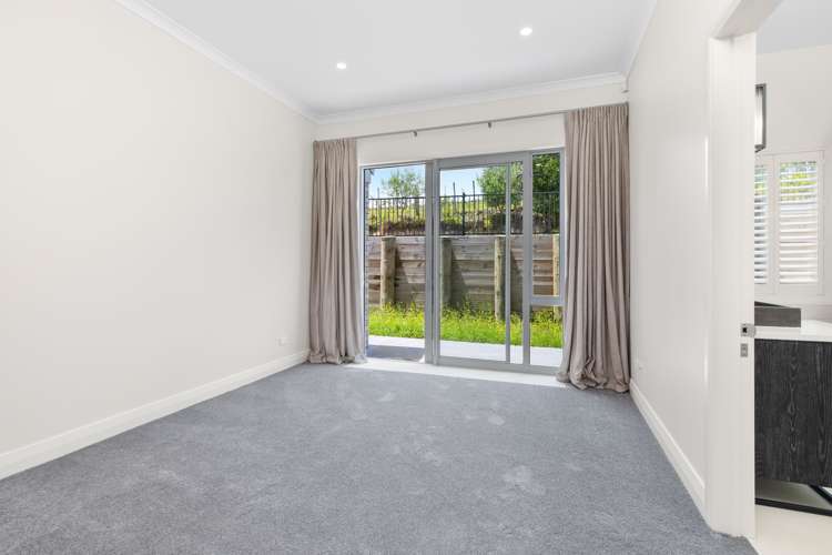 4 Myra Evelyn Grove Dairy Flat_16