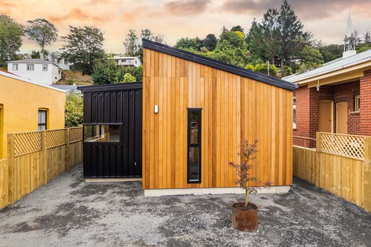 85 North Road North East Valley_16