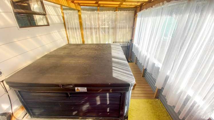 33 Clifden Highway Tuatapere_14