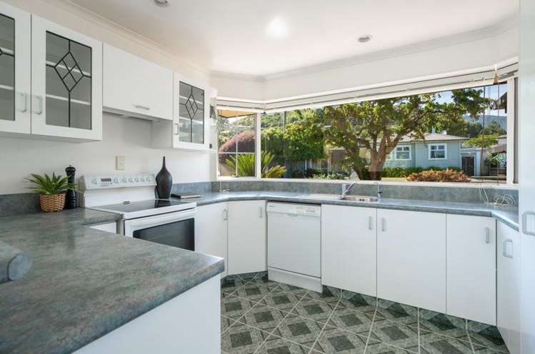 2 Hilliard Street Stoke_1