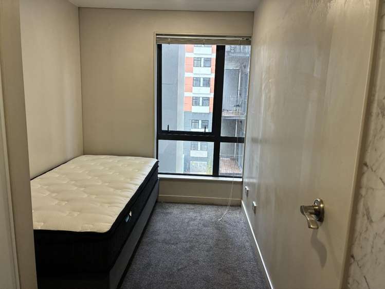 606/76 Wakefield Street 10015_4