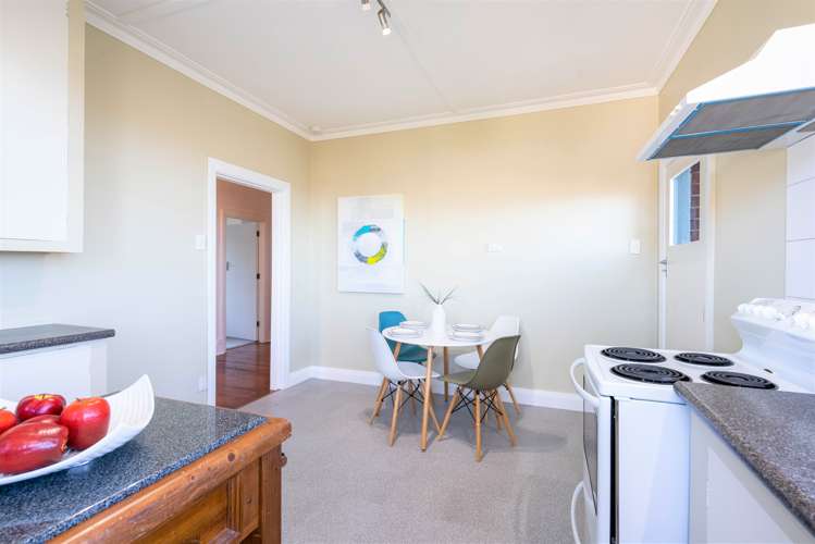 24 Shortland Street Caversham_9