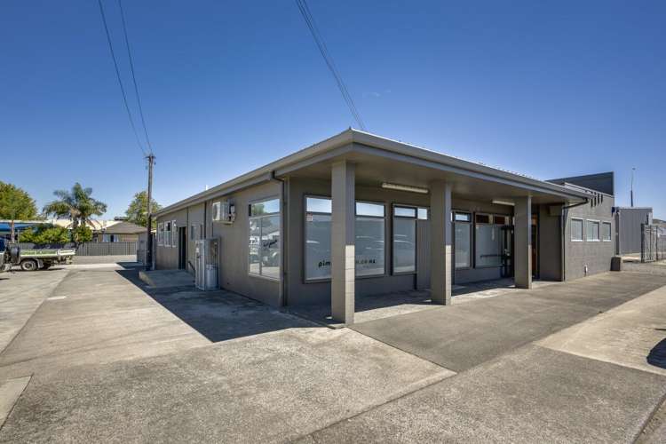 405 Avenue Road East Hastings Central_2