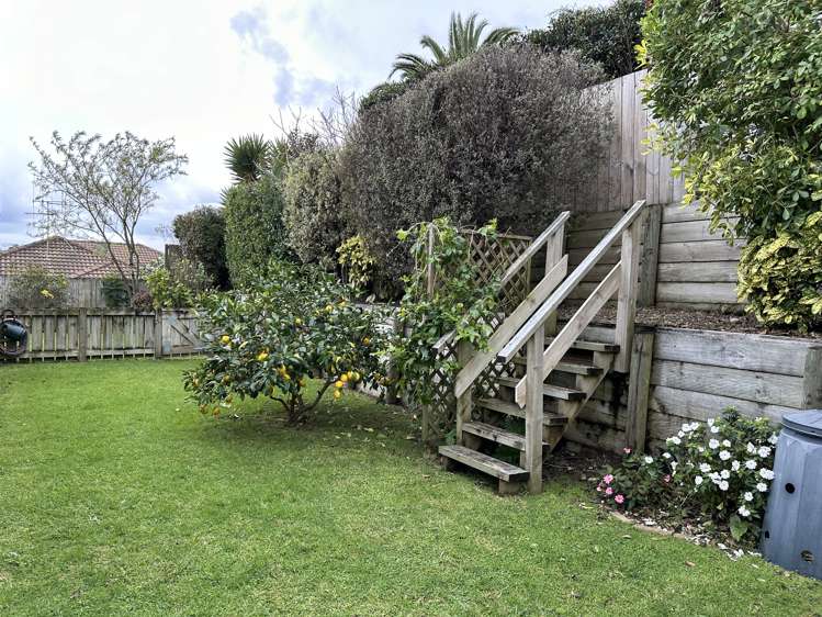 15 Kestrel Avenue Welcome Bay_17