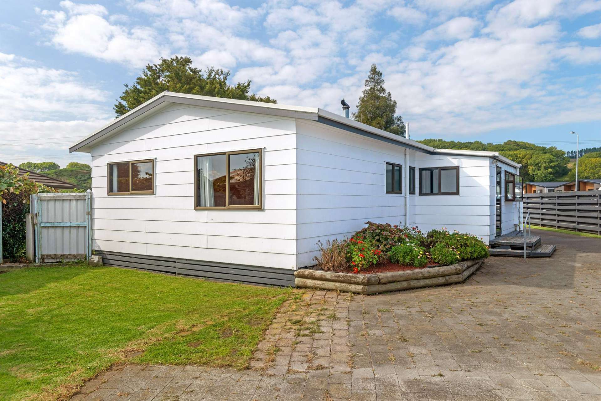 416 Ormond Road Lytton West_0