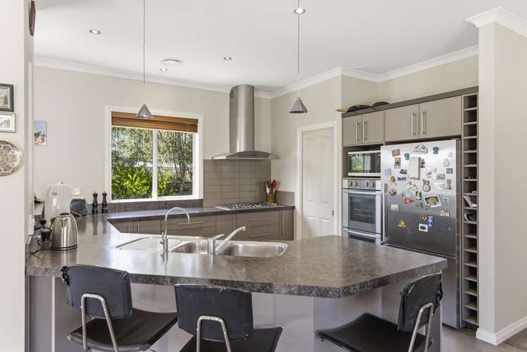 10 Metzenthin Close Raumati South_3