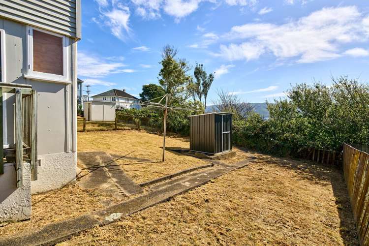 3 - 5 York Place Cannons Creek_10