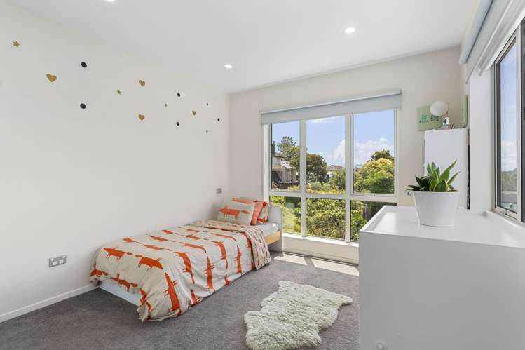 102A Oakdale Road Hillsborough_12