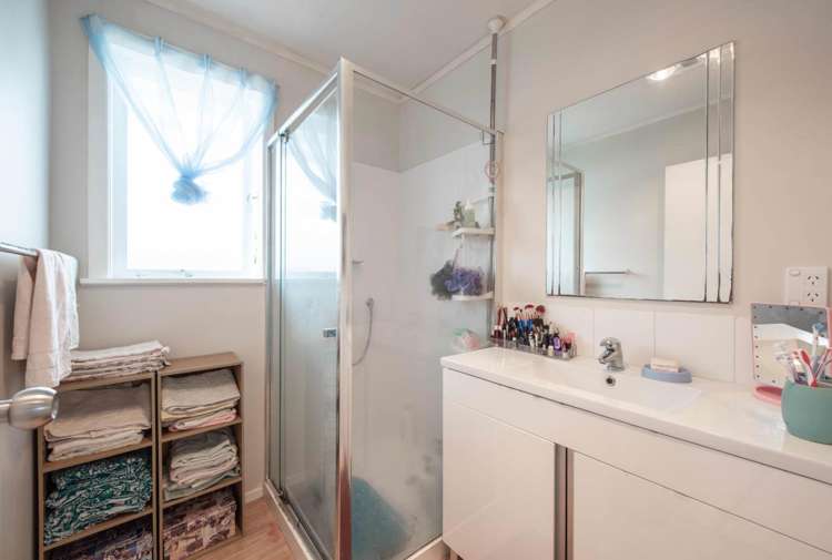 2 Geordie Street Henderson_9