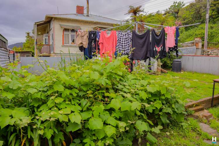 21 Thompson Street Greymouth_28