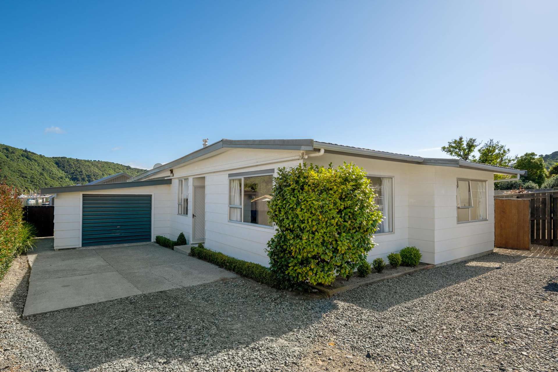 321 Waikawa Road Waikawa Bay_0