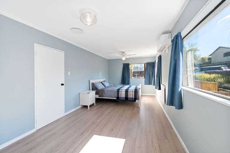 2/6 Orton Street Glenfield_9