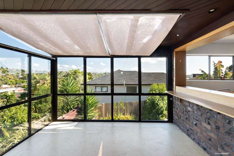 2/311 Wairau Road Totara Vale_8