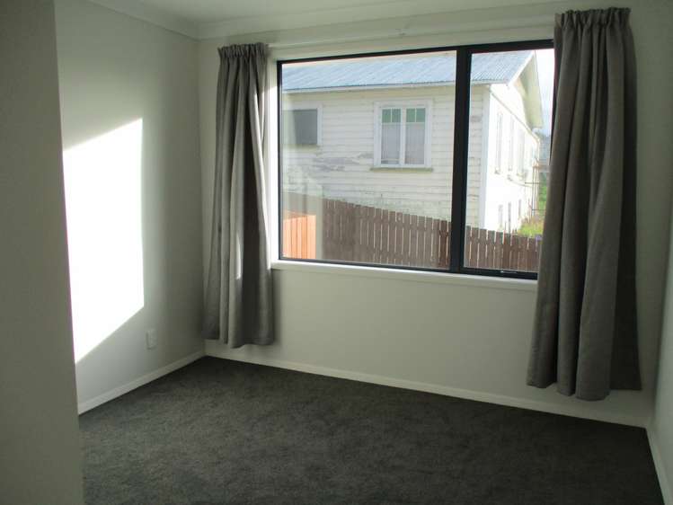 39 Baker Street Caversham_9