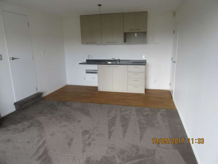 18 Tawhana Crescent Red Beach_5