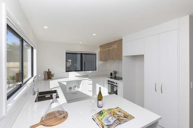1-2/464 Gloucester Street Linwood_1