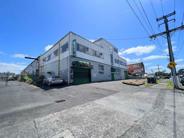 25 Portage Road New Lynn_1