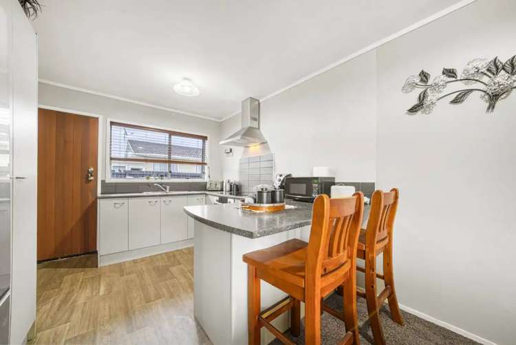 2/21 Berwyn Avenue Takanini_7