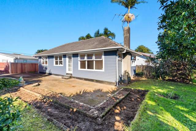 3 Beds, 2 Baths with Flat Section of 1158sqm