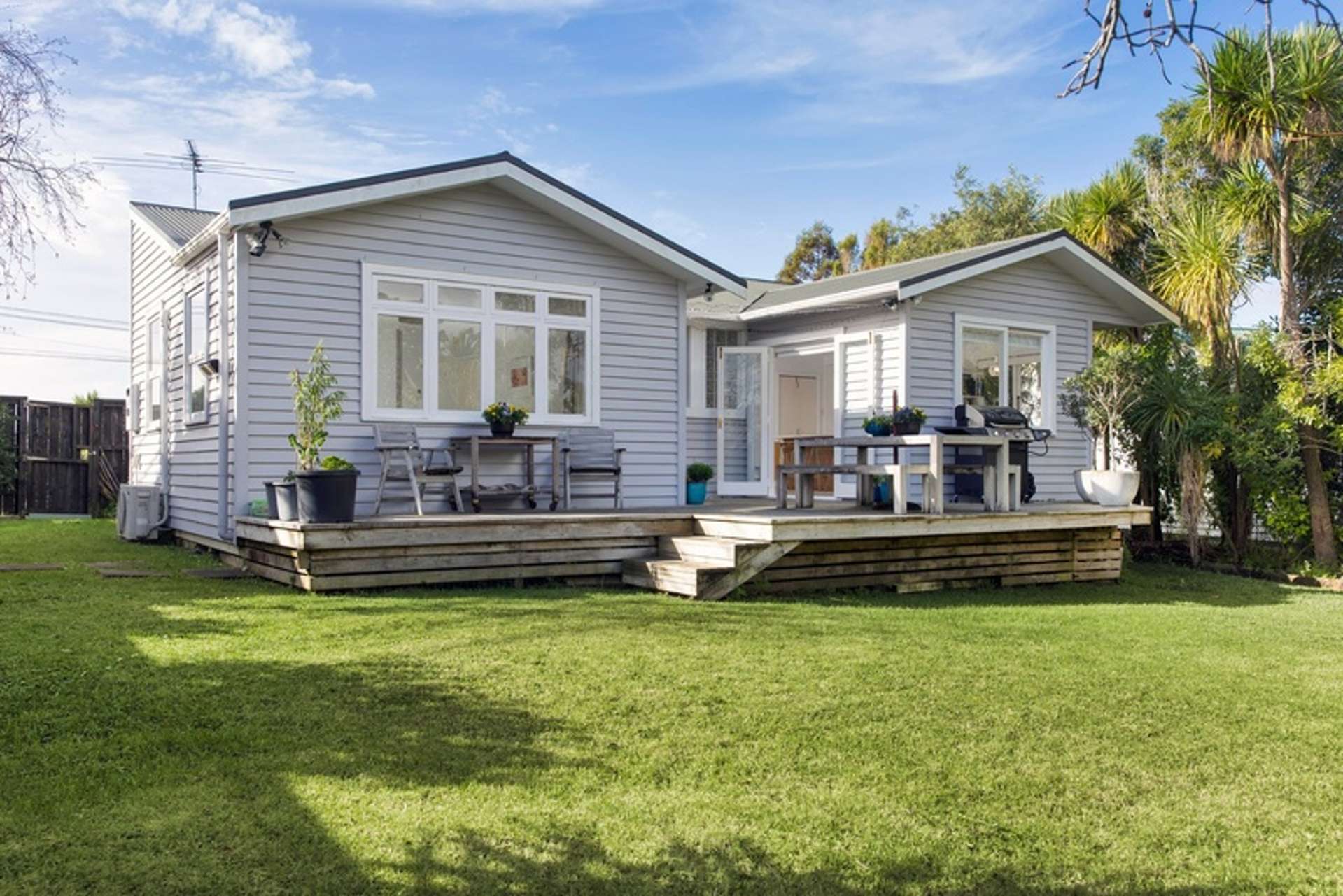 17 Silverton Avenue Wai O Taiki Bay Auckland City Houses for Sale One Roof