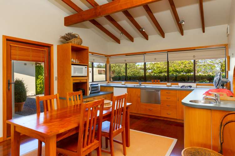 53 Selmes Road Rapaura_13