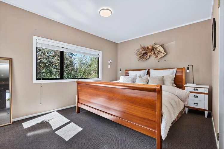 1080 Mapara Road Whakaipo Bay_21