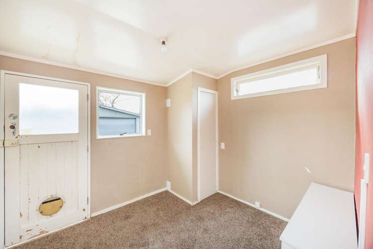 169 Ferguson Street West End_10