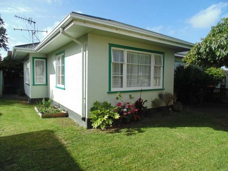 8 Saint Albans Avenue Hokowhitu_11