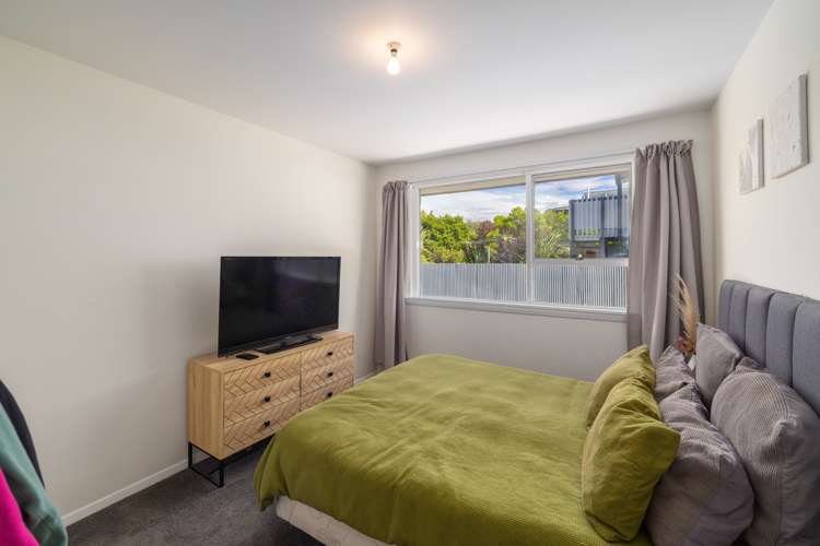 2/528 Marine Parade South New Brighton_9