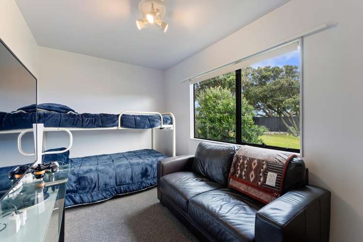 9 Moana Street Otaki Beach_8