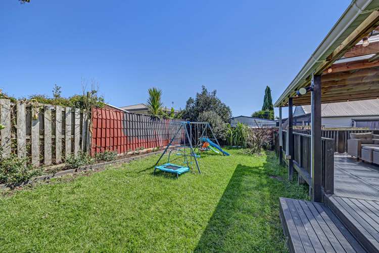 9 Frobisher Way Clendon Park_16