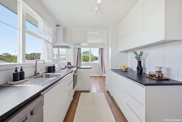 44 Brains Road Kelston_4