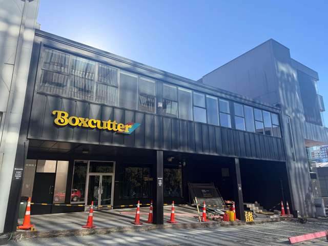 BESPOKE FREEMANS BAY OFFICE