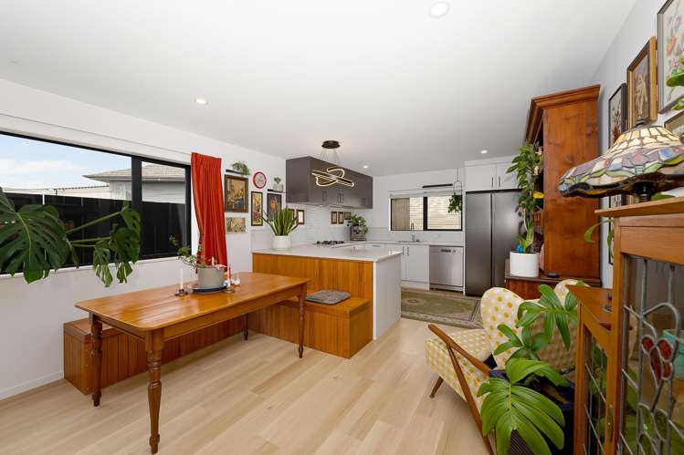 14E Kelwyn Road Kelston_23