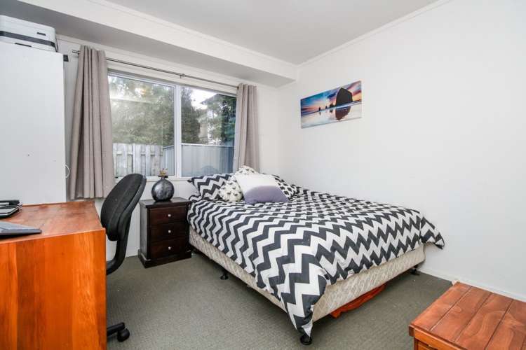 33a Lilburn Crescent Massey_8