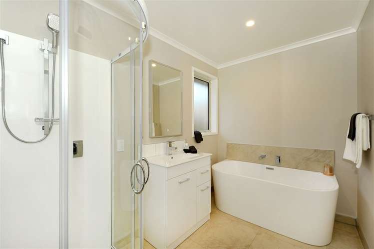 12 James Caird Lane Wigram_8