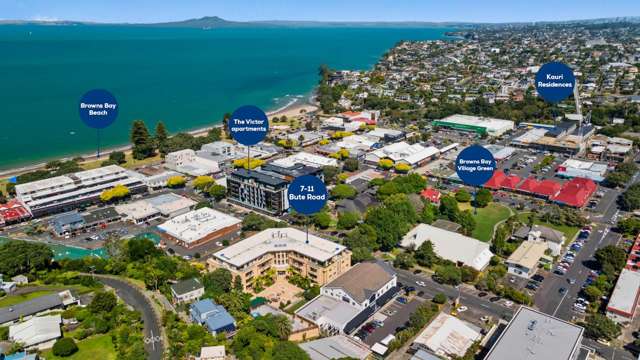 Unit 2/7-11 Bute Road Browns Bay_3
