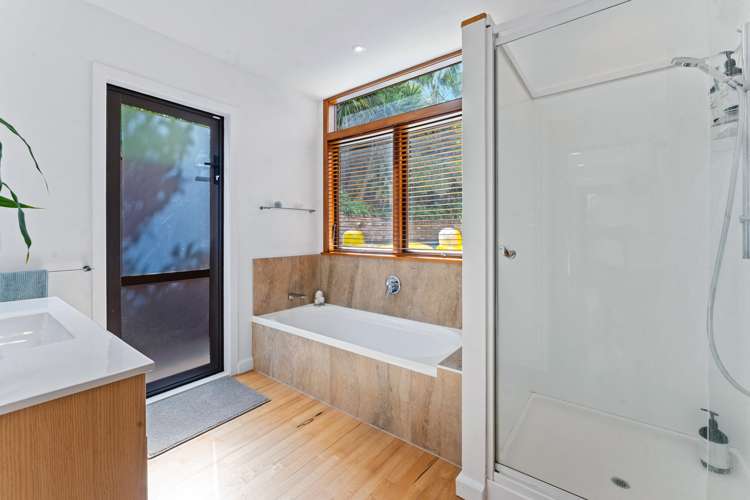 37 Kiteroa Terrace Rothesay Bay_14