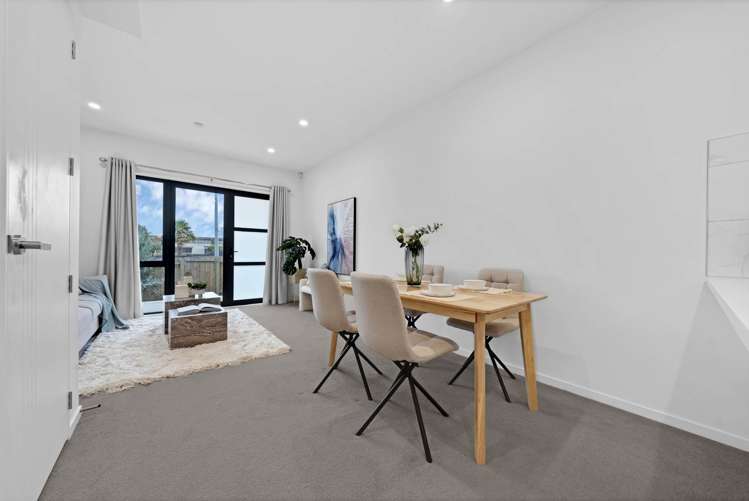 2/112 Moore Street Howick_7